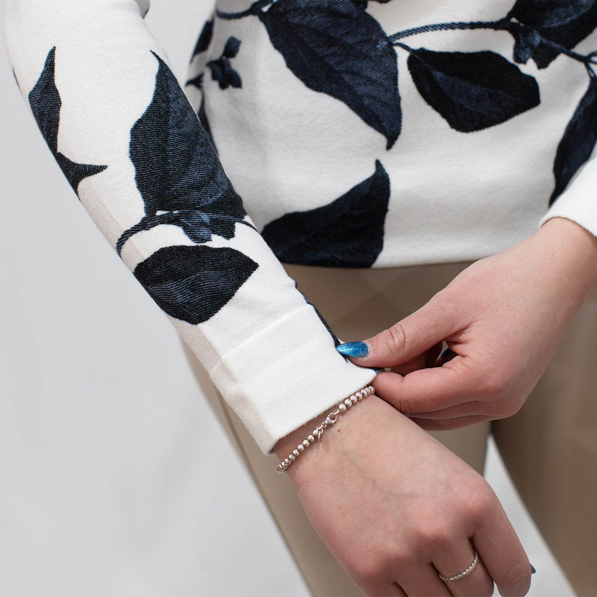 Kastel Long Sleeve Lithograph Leaf Crewneck Sweater